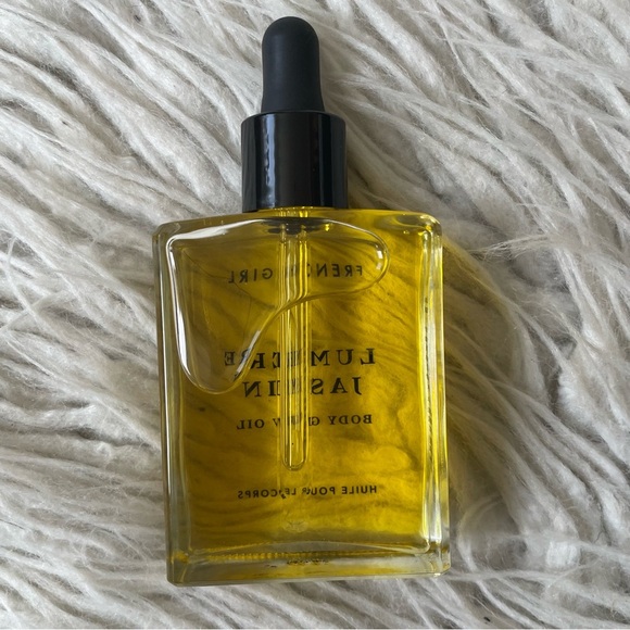 FRENCH GIRL Lumière Body Glow Jasmin Scented Hydrating Argan Vit D Oil 2oz/60ml - Picture 2 of 7